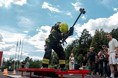 Цена победы — доли секунды работник столичного Пожарно-спасательного центра стал лучшим пожарным Москвы